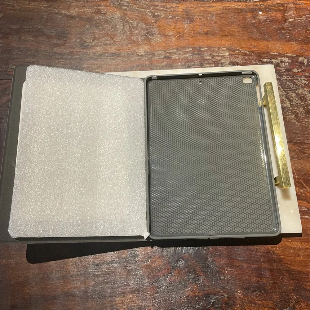 NWT iPad cover for iPad 9.7, iPad Air 2, iPad gen 5 and 6. Black, white, & gold